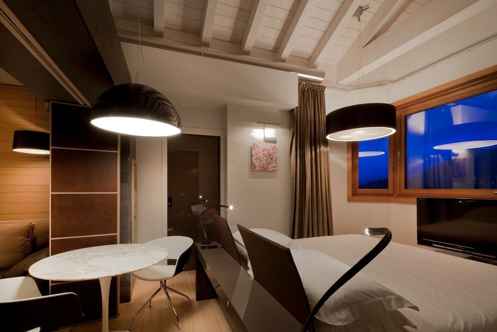 Hotel Milano Alpen Resort Meeting&Spa カスティオーネ・デッラ・プレゾラーナ エクステリア 写真